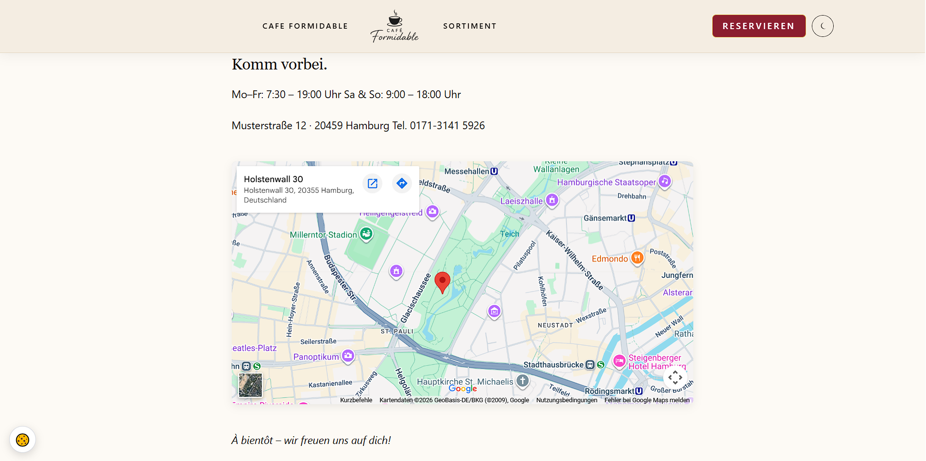 Beispiel einer fertigen Website mit eingebundener Google-Maps-Standortanzeige und Öffnungszeiten